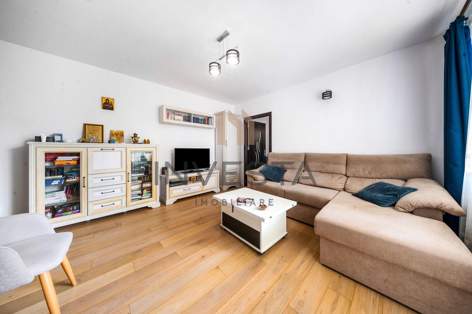Apartament 3 camere, renovat, balcon 11 mp, etaj 1, strada Unirii! - Poză 3