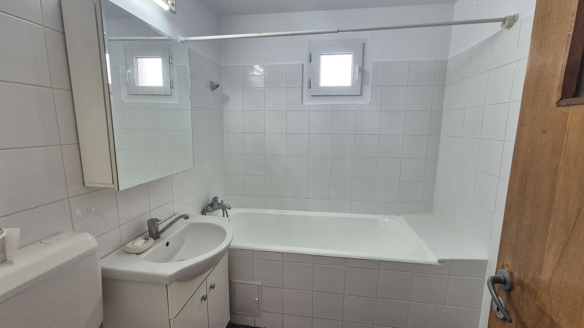 Apartament cu 3 camere 70,55 mp, bloc an 1980- Gorjului - Poză 8