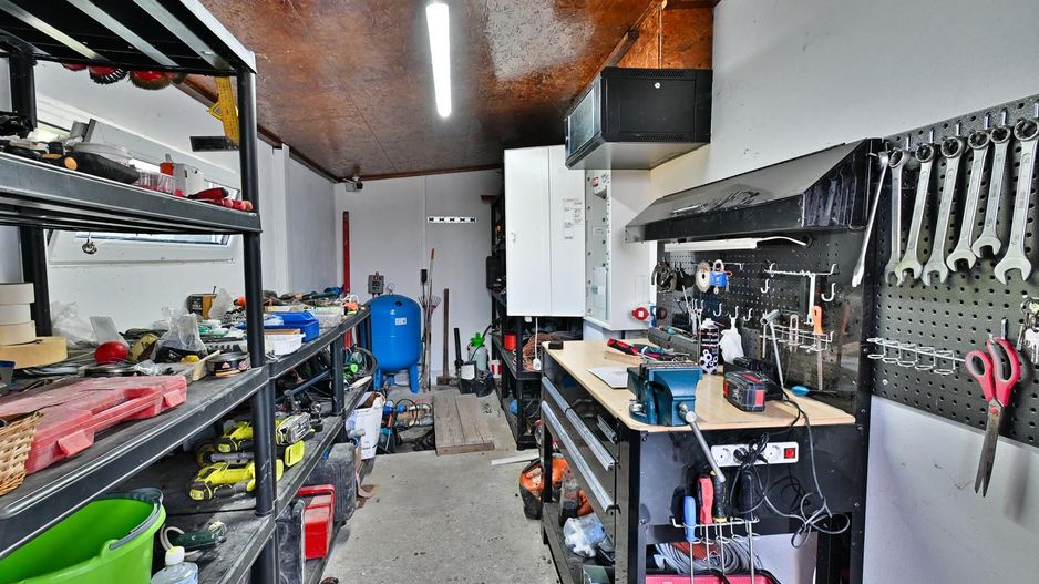 Sala de evenimente cu  piscina si foisor Biled COMISION 0 % CUMPARATOR - Poză 49