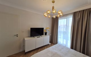 Elegantă și prestanță - Poză 14