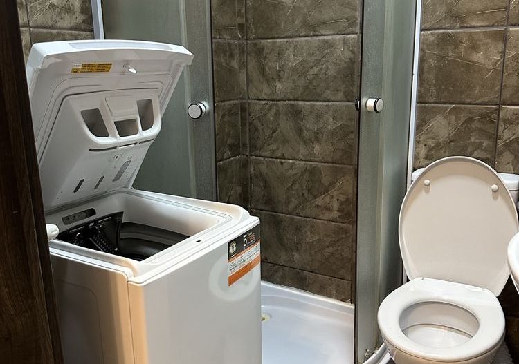 Giroc-Hotel IQ | 1 Camera | Mobilat si Utilat - Poză 7