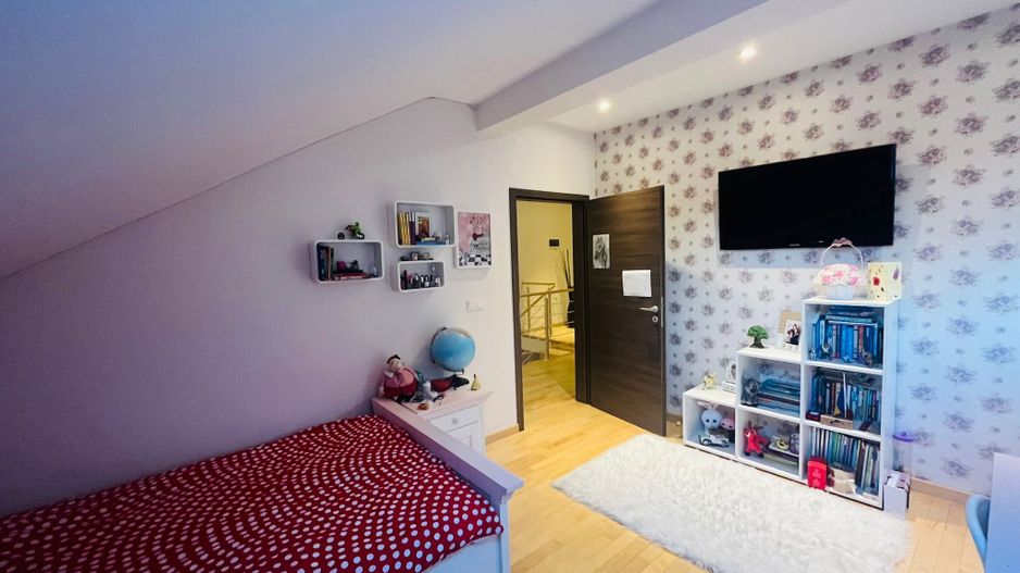 Dumbravita | 5 Camere | Casa Individuala - Poză 12