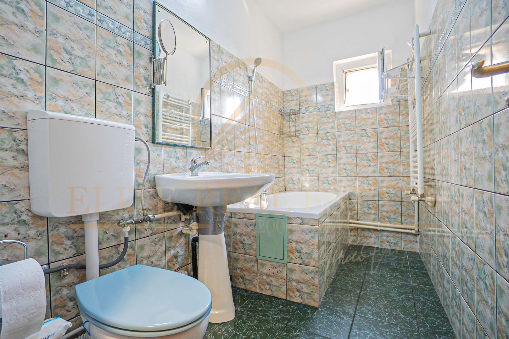 Apartament spațios cu 4 camere | 2 băi | 2 balcoane | Inel 2 - Poză 12
