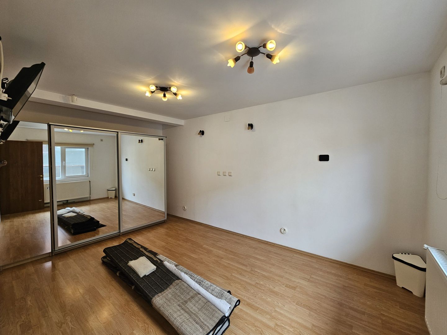 Casa 4 camere - curte 400mp Sector 4 - Luica -Giurgiului -Piata Resita - Poză 10