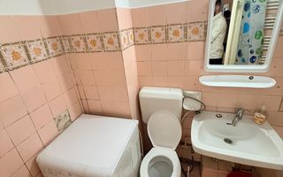 2 camere, vis a vis de Medicina, ideal pentru studenti, centrala proprie - Poză 6