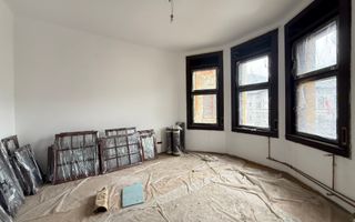 Apartament boieresc partial renovat - Poză 6