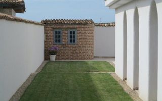 CASĂ DE VACANȚĂ ÎN STIL MEDITERANEAN – ÎNTRE 2 MAI ȘI VAMA VECHE - Poză 2