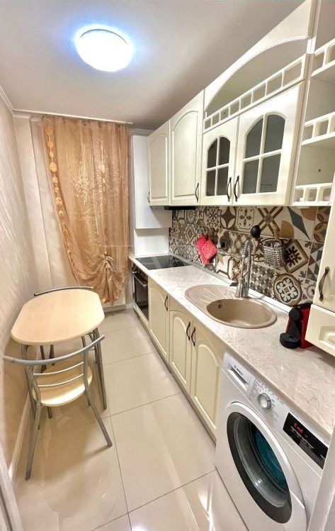 Apartament 2 camere decomandate – zona Vivo. - Poză 4