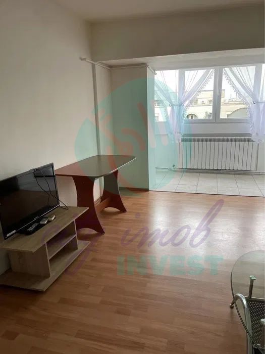 3 camere pe Bulevardul Decebal - Poză 6