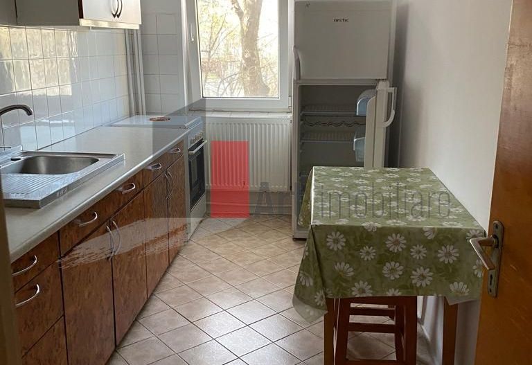 Închiriere 2 camere Calea Văcărești - Poză 7