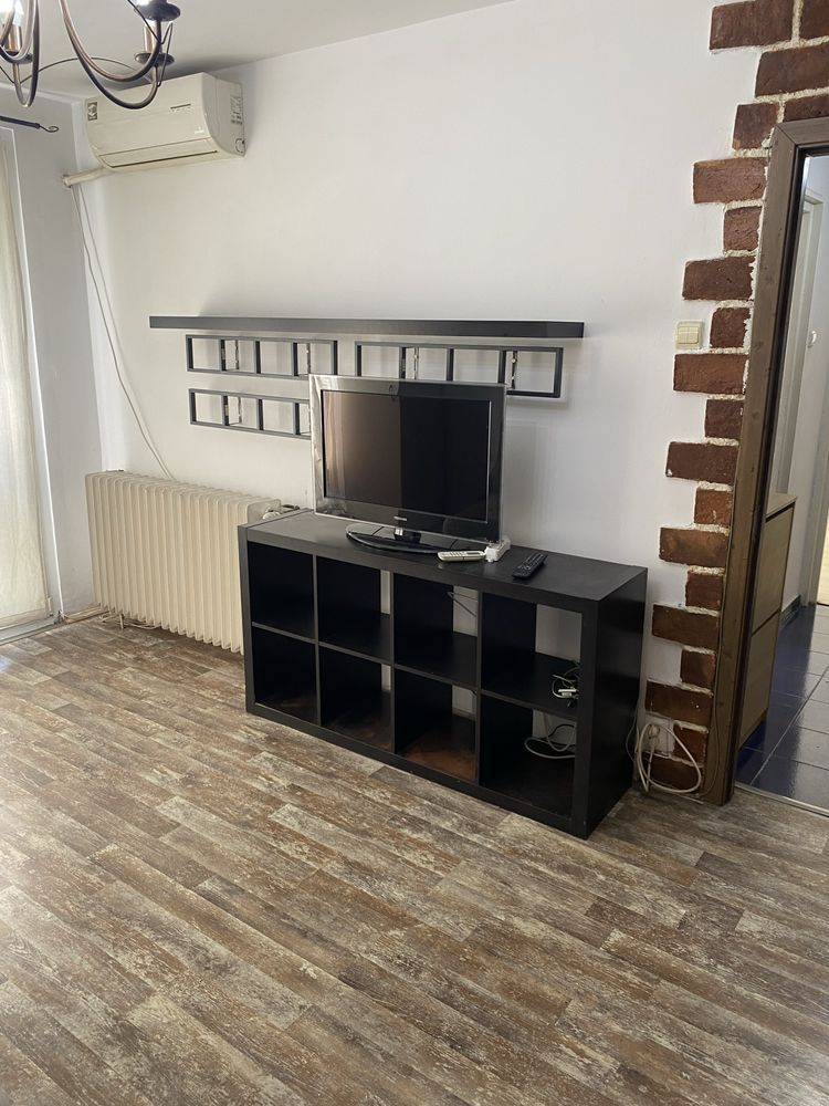 Inchiriere Apartament cu 3 camere Titan, langa metrou, spatios, ideal familie - Poză 1