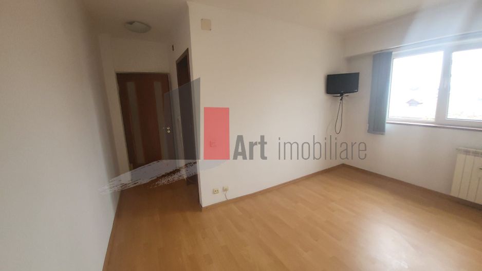 Apartament 3 camere decomandat Tineretului - Poză 9