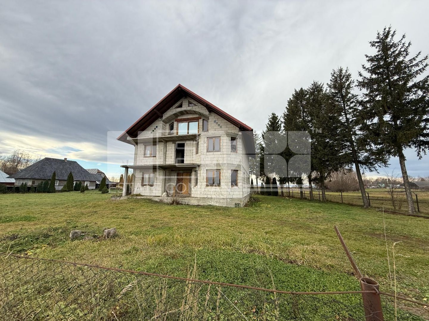 VAND CASA LA ROSU | 2010 | - Poză 7