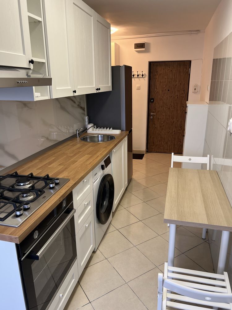 Decebal – Unirii | Garsonieră decomandată 43 mp | Centrală proprie | Renovată in - Poză 1