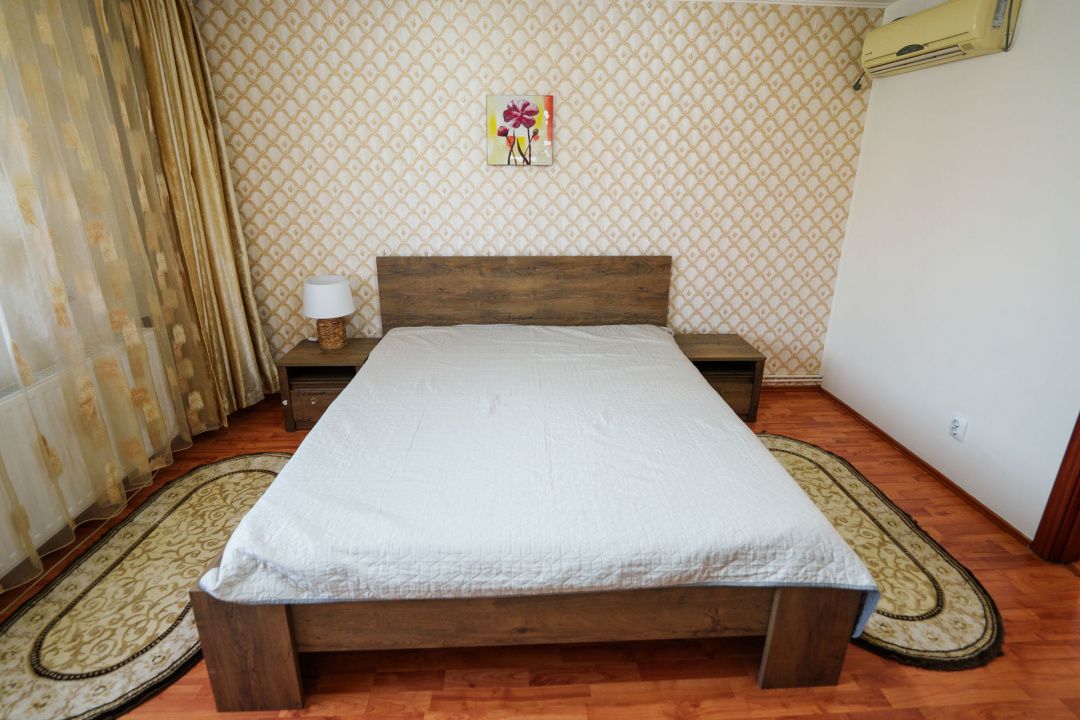 Oaza de liniste in Bariera Valcii – casa P+1 cu terasa, curte si acces securizat - Poză 23