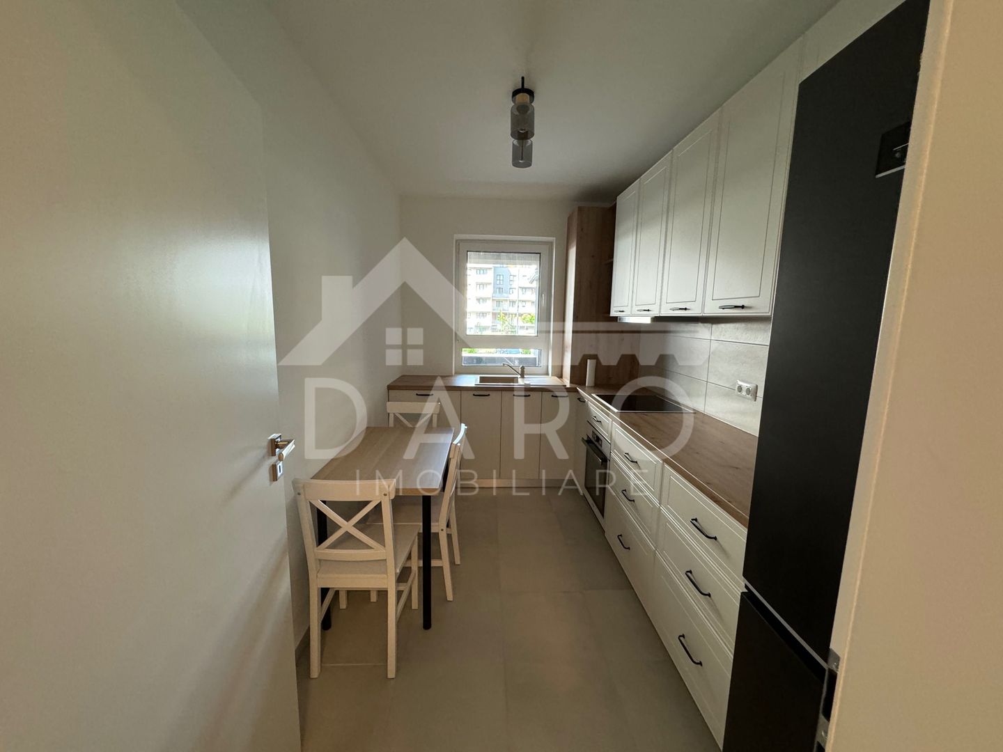 Inchiriere apartament cartier Maurer - Poză 2