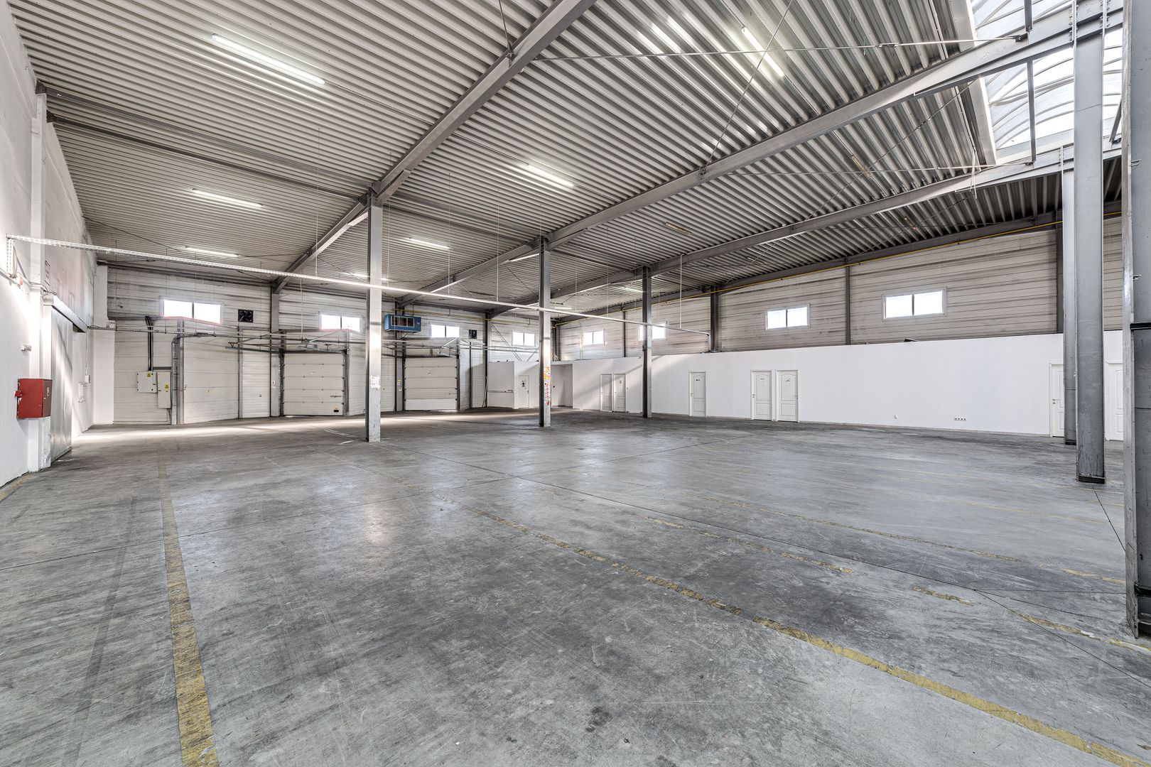 Hala industriala 1289 mp - Poză 2