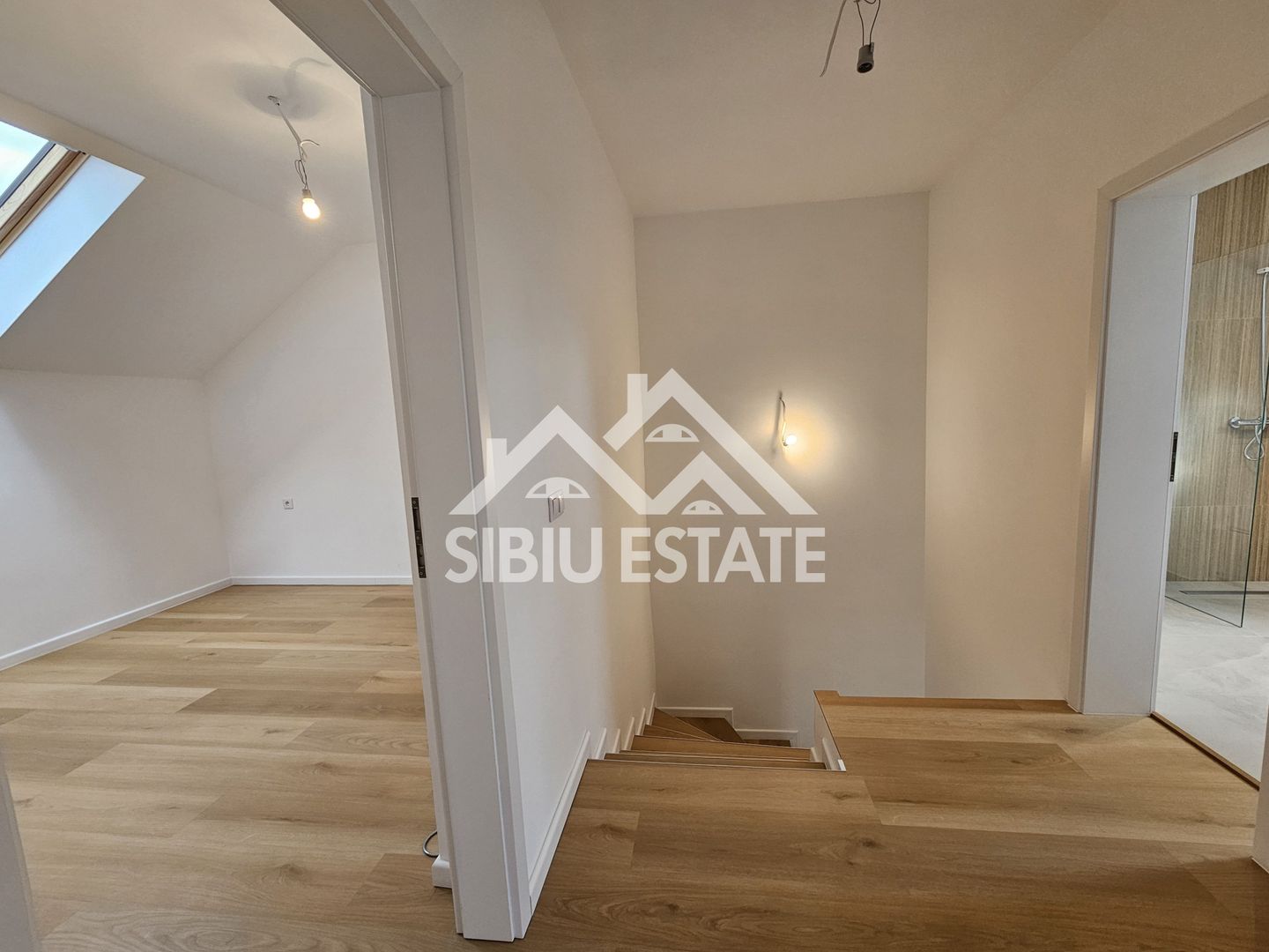 Casa 4 camere LA CHEIE mutare rapida - Poză 14
