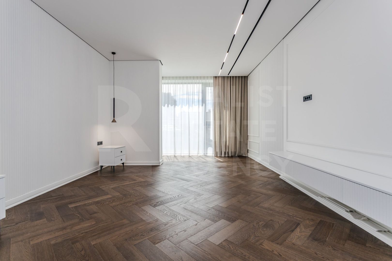 Chirie, apartament, 4 camere, str. Universității, Centru - Poză 3