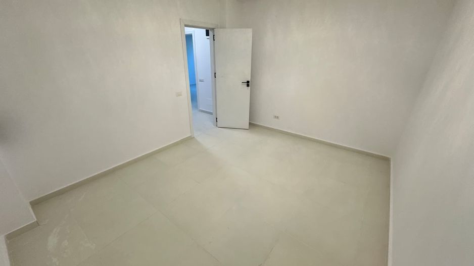 CASE INDIVIDUALE - 6 CAMERE, GARAJ, PANOURI SOLARE, COMISION 0% - Poză 13