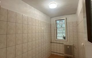 Garsoniera decomandata Brancoveanu - Poză 3