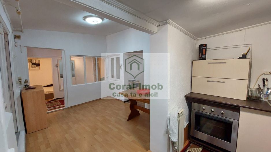 Vanzare Casa cu curte individuala, Colentina, 4 camere, garaj - Poză 10