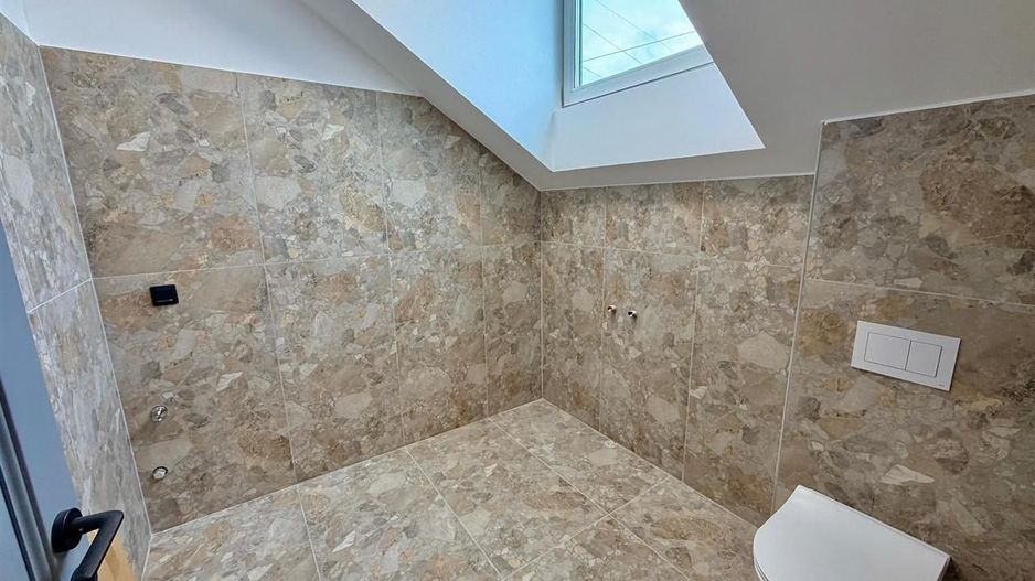 Apartament finisat LA CHEIE 3 camere. Sibiu - Poză 6