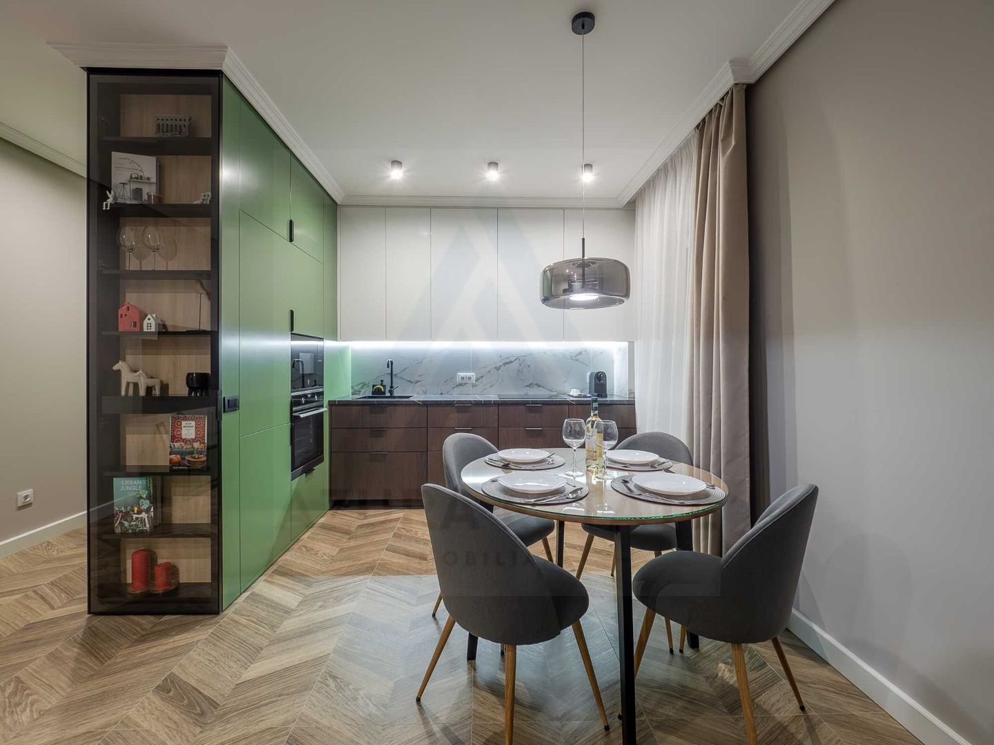 Apartament lux 2 camere etaj 2 loc de parcare privat in Arhitectilor - Poză 3