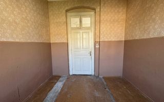 Apart cladire istorica Sinaia etaj 1 cu centrala - Poză 6