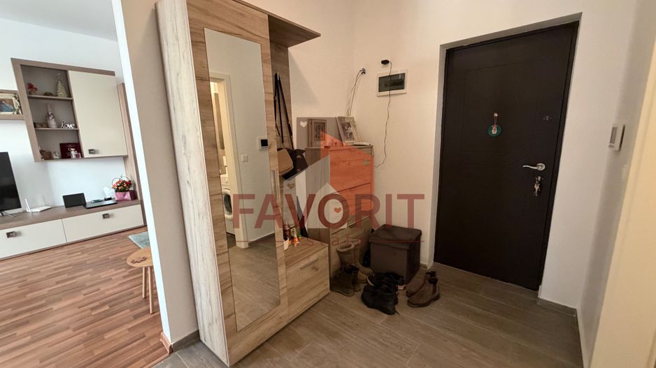 Mobilat si utilat. Zona Decathlon. Loc de parcare - Poză 8