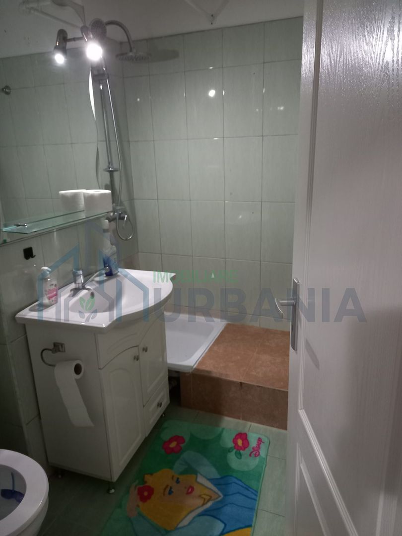 Închiriez apartament cu 2 camere - Poză 2