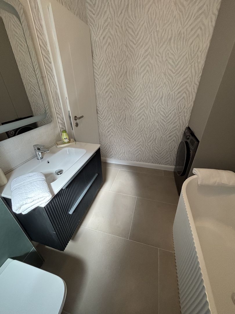 Lux și calitate în Mosnita Noua - Poză 35