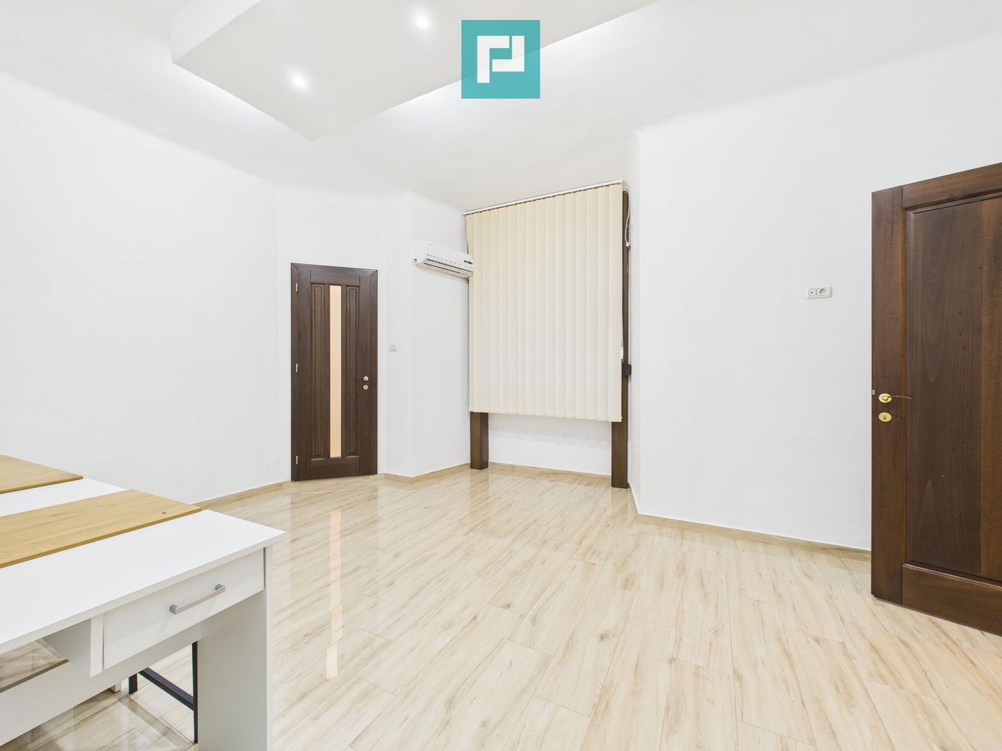 Spațiu de birouri ultracentral 120mp pe Str.Cloșca - Poză 19