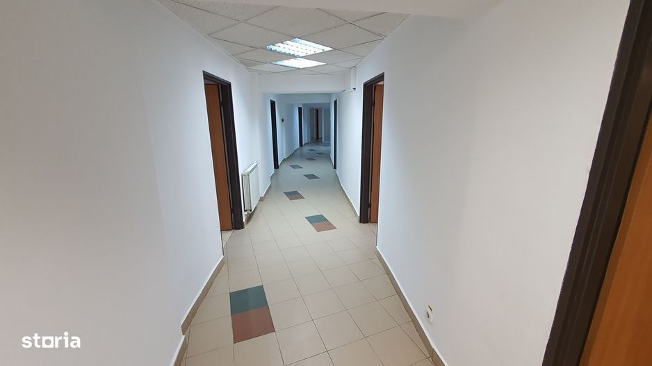 Spatiu birouri de vanzare in Piata Unirii, blocul Sitraco, 1100 mp - Poză 4