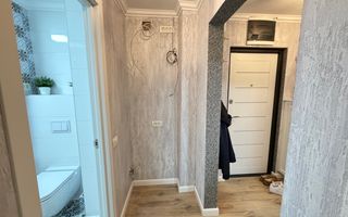 Apartament decomandat cu 3 camere si 2 bai in zona Soarelui - Poză 5