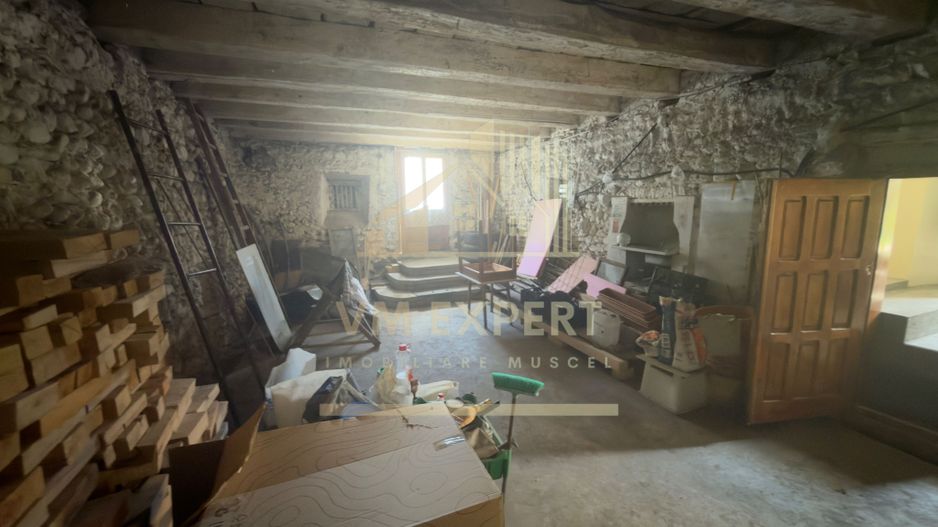 CASĂ 6 CAMERE TEREN 456 MP CENTRU CANPULUNG - Poză 35