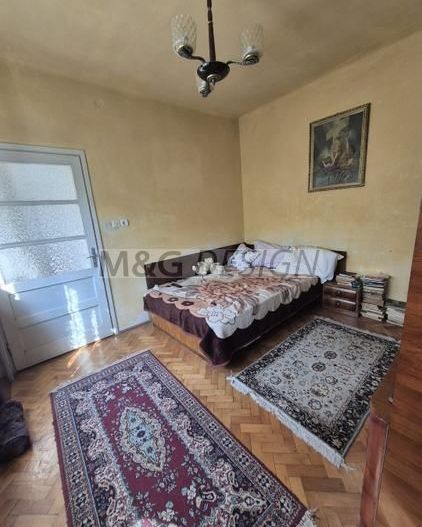 Apartament 3 camere la casa - Poză 1