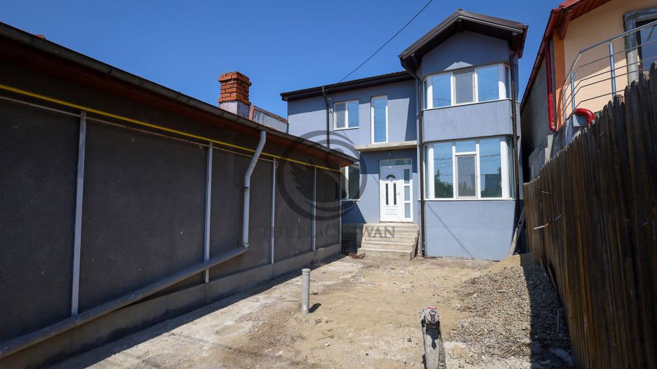 Casa cu 3 camere de vanzare | Zona Afi Palace, Ploiești | Comision 0% - Poză 2