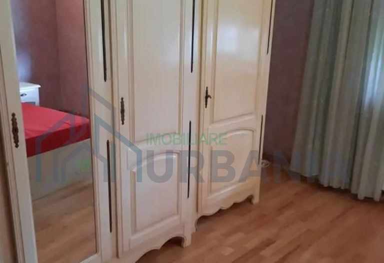 Apartament 3 camere ultracentral, curte privată - Râpa Galbenă, Iași - Poză 2