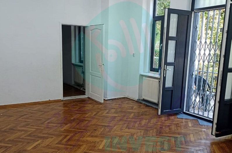 Parter in vila cu terasa de 10 mp - Poză 2