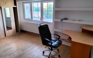 #, închiriez apartament cu o camera ( 40 m2 ) in Lunca Cetățuii, - Poză 1