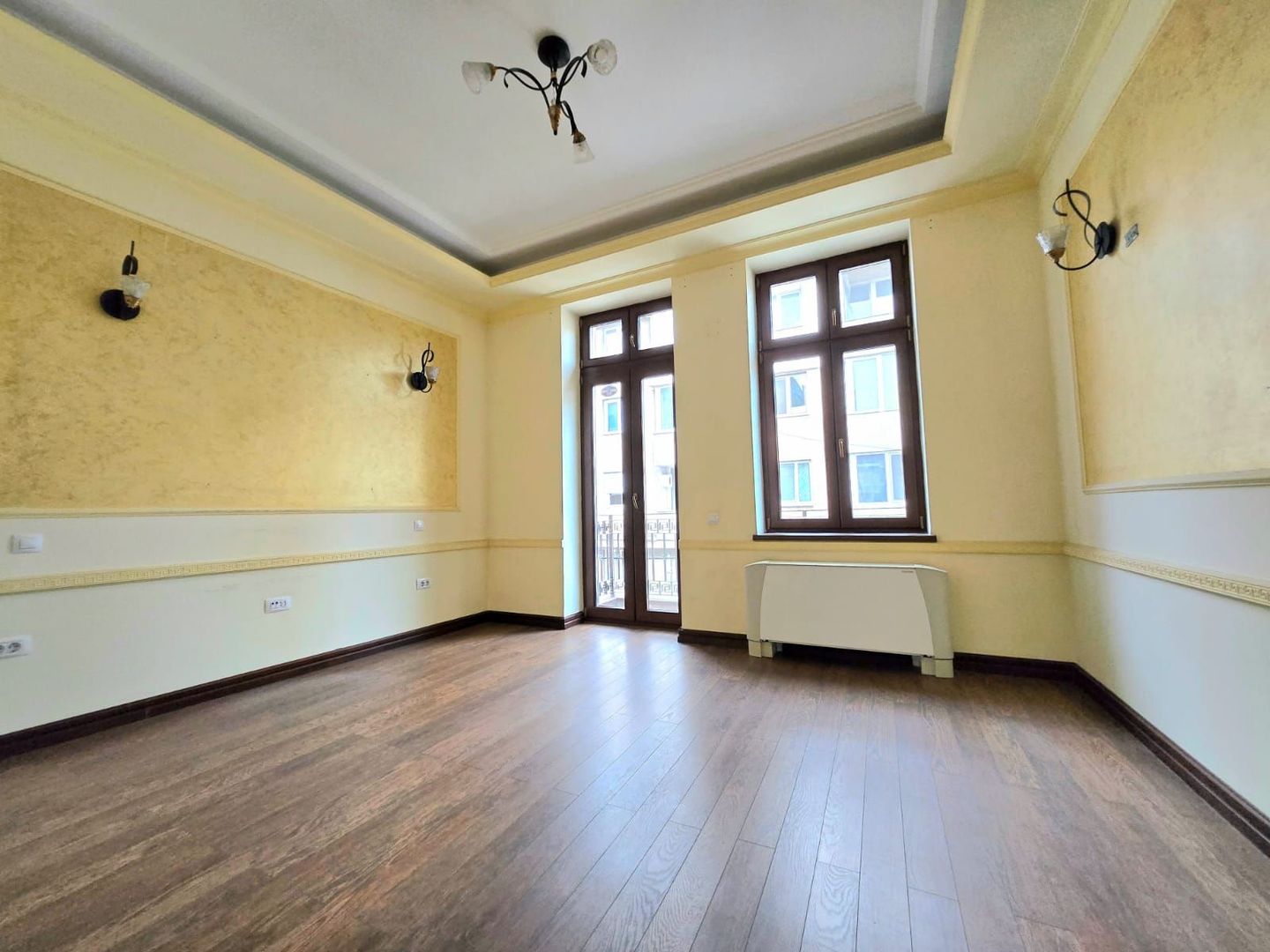 Spațiu de birouri ultracentral de inchiriat - etaj 1-intrare separata - Poză 9