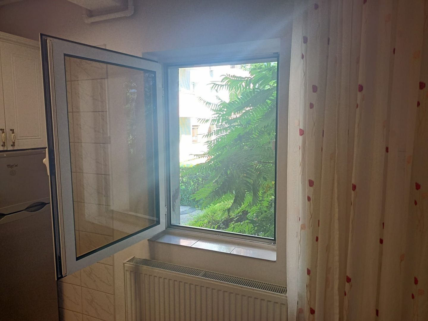 De inchiriat! Apartament 2 camere decomandate in Plopilor - Poză 7