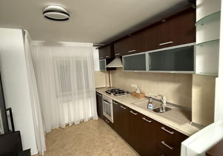 AP. 3 CAMERE RAHOVA, BUCATARIE INCHISA, CENTRALA PROPRIE,MODERN - Poză 4