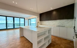 Penthouse cu 4 camere // terasă 70 mp / 200 mp / 3 parking / Straulesti - Poză 18