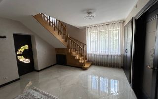 Vânzarea, casa/villa, 4 camere, str. Taras Șevcenco, Pământeni - Poză 38