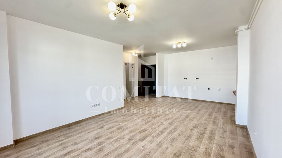 Apartament la etaj intermediar | Finisat | Eroilor - Poză 3
