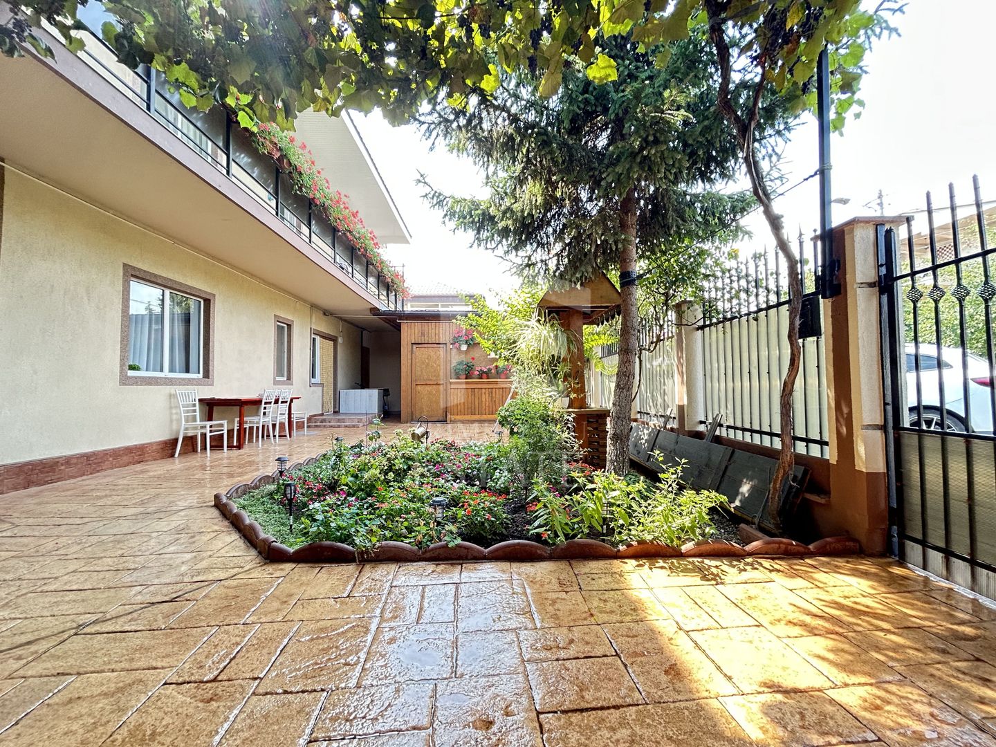 Afacere Turistică la Cheie | Pensiune 10 Camere | Eforie Nord - Poză 26