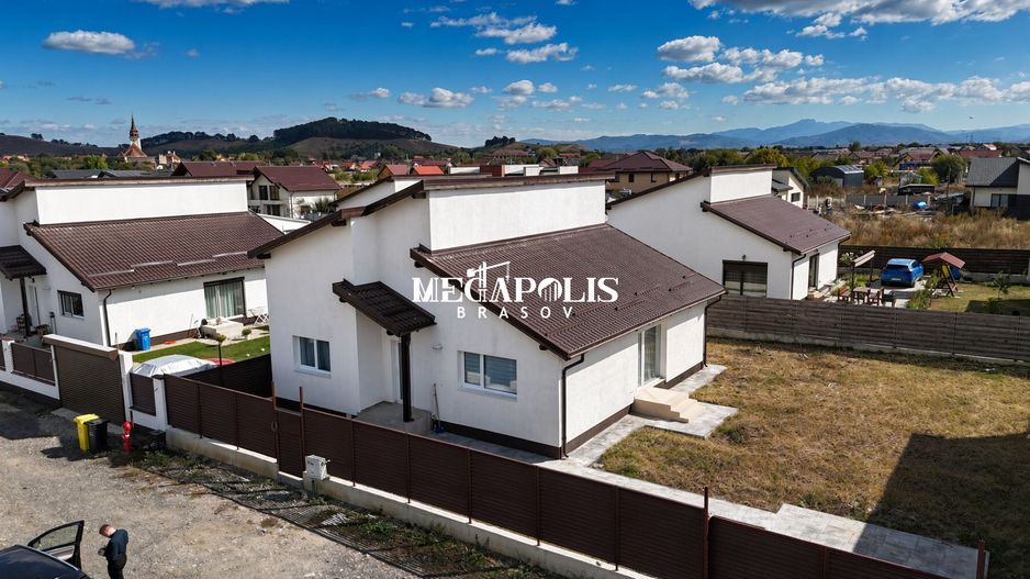 Casa Sanpetru Noua- Intabulata - Poză 1