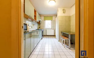 OCAZIE RARĂ: apartament 3 camere, etaj 1, Parcul Bucovina, Comision O - Poză 20